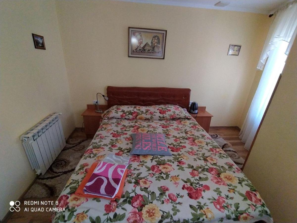Sadyba Margaryta Truskavec' Esterno foto