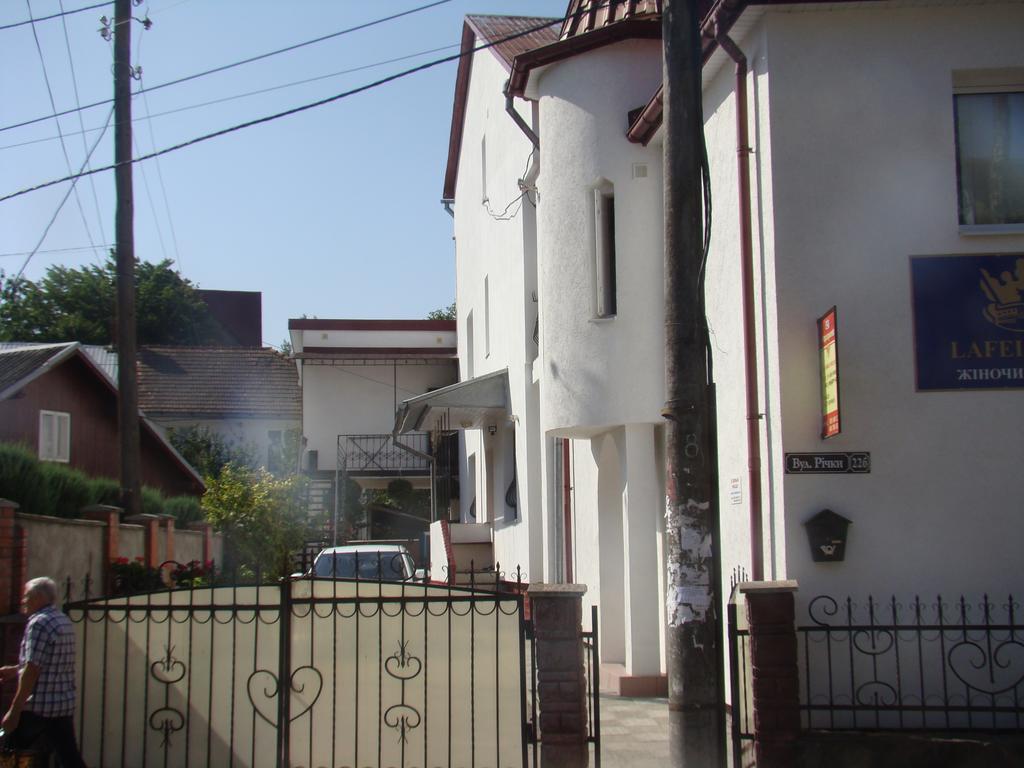 Sadyba Margaryta Truskavec' Esterno foto