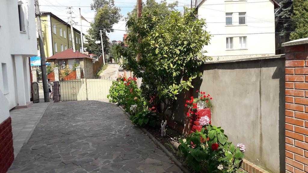 Sadyba Margaryta Truskavec' Esterno foto